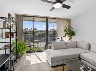 2-bedroom Condo — 1531 SE 15th Street #7, Fort Lauderdale, 33316