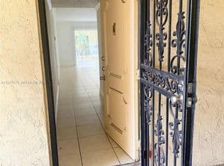 2-bedroom Condo — 11925 NE 2nd Ave #B207, North Miami, 33161