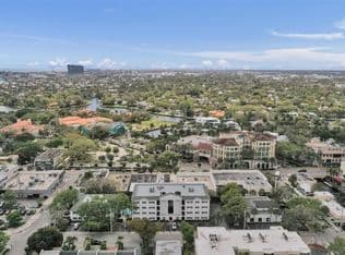 2-bedroom Condo — 1212 SE 2nd Ct APT 301, Fort Lauderdale, 33301