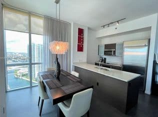 2+1 Condo — 55 SE 6th St APT 4102, Miami, 33131