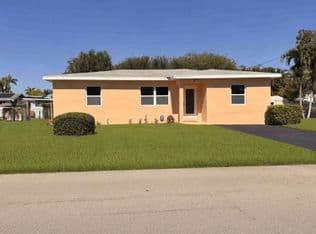 3-bedroom Single-Family Home — 1417 Willow Road, West Palm Beach, 33406