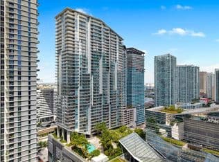 2-bedroom Condo — 88 SW 7th St APT 2204, Miami, 33130