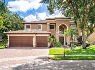 5-bedroom Single-Family Home — 7346 Denicola Lane, Lake Worth, 33467