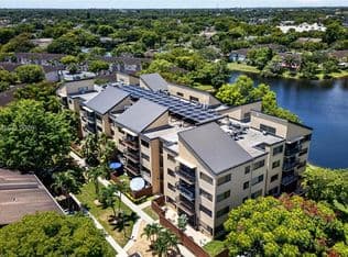 2+1 Condo — 6666 SW 115th Ct APT 301, Miami, 33173