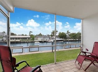 2+1 Condo — 455 Paradise Isle Blvd APT 101, Hallandale, 33009