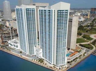 2+1 Condo — 325 Biscayne Blvd #3314, Miami, 33131