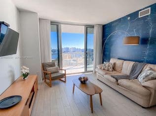 2+1 Condo — 2602 E Hallandale Beach Blvd #R2405, Hallandale, 33009