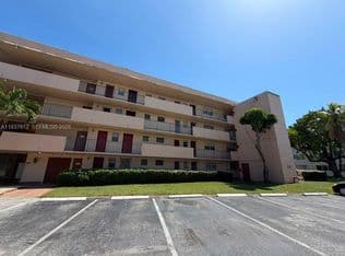 2-bedroom Condo — 1450 NE 191st St APT 106, Miami, 33179