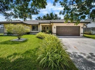 4-bedroom Single-Family Home — 20533 SW 132nd Ave, Miami, 33177