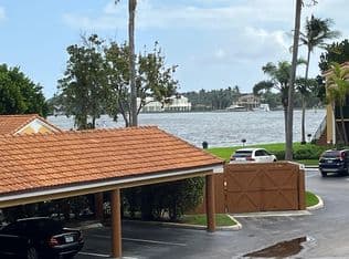 2+1 Condo — 160 Yacht Club Way #209, Hypoluxo, 33462