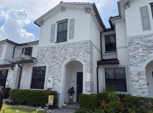 3+1 Townhouse — 18062 SW 147th Ct, Miami, 33187
