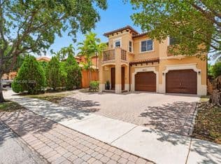 5+1 Müstakil ev — 2631 SW 153rd Path, Miami, 33185