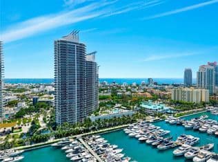 2+1 Condo — 400 Alton Rd #Townhouse 1a, Miami Beach, 33139
