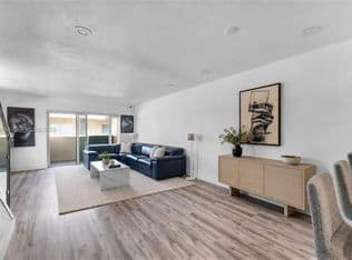 2-bedroom Condo — 9958 SW 88th St #522-5, Miami, 33176