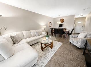 2+1 Condo — 5131 W Oakland Park Boulevard #202, Fort Lauderdale, 33313