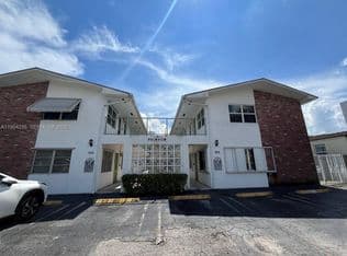 1+1 Condo — 1824 Monroe St APT 1, Hollywood, 33020