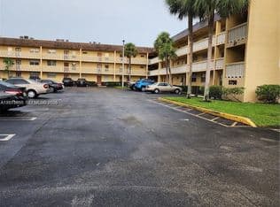 2+1 Condo — 5750 NW 64th Ave APT 303, Fort Lauderdale, 33319