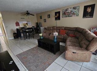 3-bedroom Condo — 2800 NW 56th Ave APT A403, Lauderhill, 33313