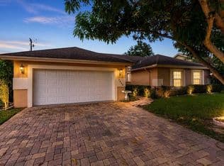 4-bedroom Single-Family Home — 7365 NW 54TH Court, Lauderhill, 33319