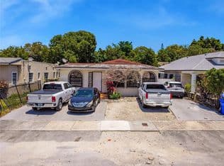 4+1 Müstakil ev — 201 NW 25th Ave, Miami, 33125