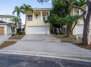 4-bedroom Single-Family Home — 357 NE 35th Ter, Homestead, 33033