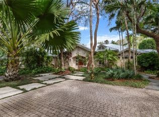 5-bedroom Single-Family Home — 10225 Coral Creek Rd, Coral Gables, 33156