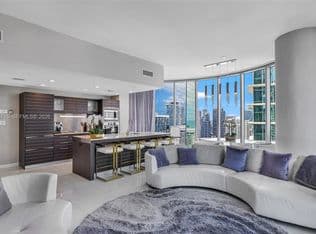 2-bedroom Condo — 200 Biscayne Boulevard Way APT 4401, Miami, 33131