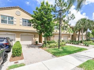 3-bedroom Townhouse — 5978 Monterra Club Drive, Lake Worth, 33463
