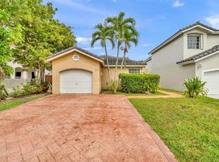 3+1 Müstakil ev — 4916 SW 154th Ave, Miami, 33185