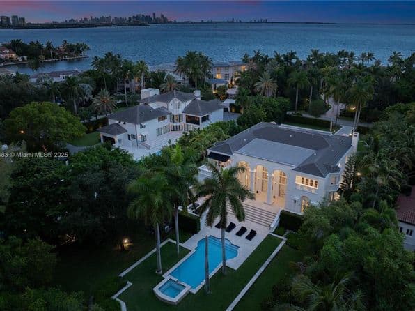 6-bedroom Single-Family Home — 26 Tahiti Beach Island Rd, Coral Gables, FL 33143