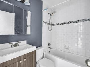 2-bedroom Condo — 4050 NE 12th Terrace #38, Fort Lauderdale, 33334
