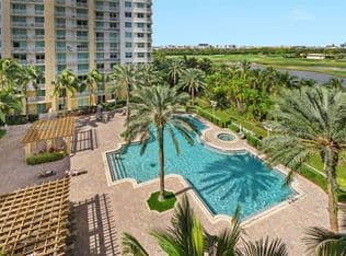1+1 Condo — 1755 E Hallandale Beach Blvd Unit 501E, Hallandale Beach, 33009