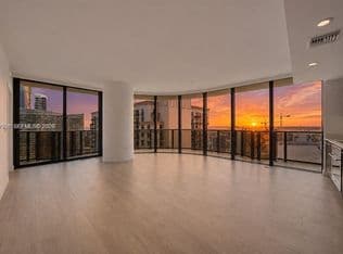 2+1 Condo — 55 SW 9th St APT 3106, Miami, 33130