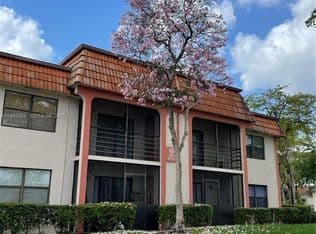 2+1 Condo — 871 NE 207TH Lane #104-15, Miami, 33179