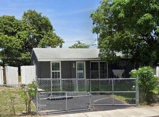 3+1 Müstakil ev — 2300 SW 43rd Ave, Fort Lauderdale, 33317