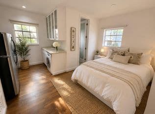 Condo — 439 15th St APT 18, Miami Beach, 33139