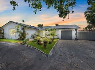 3+1 Müstakil ev — 8014 SW 133rd Ct, Miami, 33183