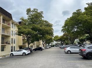 1+1 Condo — 12035 NE 2nd Ave #A209, North Miami, 33161