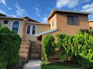 3+1 Townhouse — 8075 NW 71st Ct, Fort Lauderdale, 33321