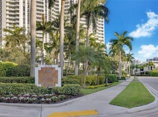 3+1 Condo — 21205 Yacht Club Dr #701, Aventura, 33180