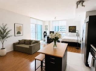 Condo — 1900 N Bayshore Dr APT 3005, Miami, 33132