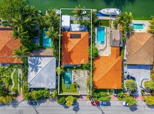 4+1 Müstakil ev — 7970 Hawthorne Ave, Miami Beach, 33141