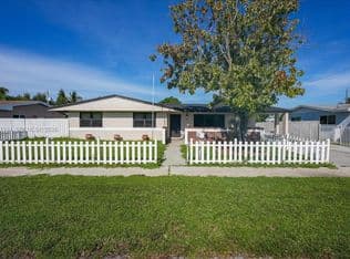 3+1 Müstakil ev — 19812 NE 12th Pl, Miami, 33179