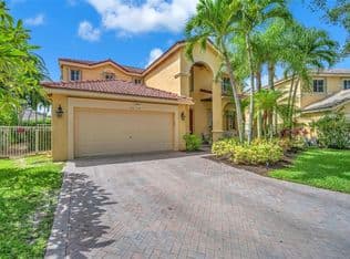 4+1 Müstakil ev — 4110 Laurel Ridge Cir, Weston, 33331