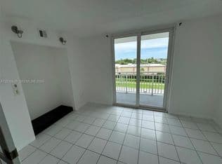 1-bedroom Condo — 1251 NE 108th St APT 409, Miami, 33161