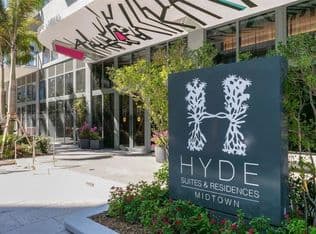 2+1 Condo — 121 NE 34th St Unit 901, Miami, 33137