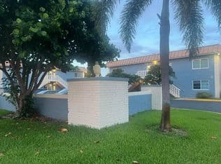 1+1 Condo — 1950 N Andrews Avenue #103d, Fort Lauderdale, 33311