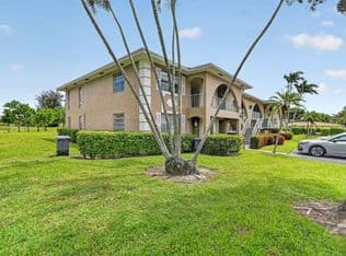 2+1 Condo — 13837 Via Flora #E, Delray Beach, 33484