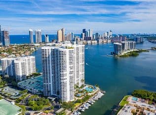 2-bedroom Condo — 3530 Mystic Pointe Dr APT 1513, Aventura, 33180