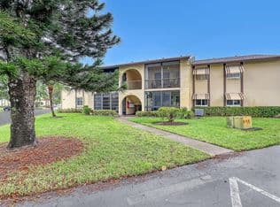 2-bedroom Condo — 337 Pine Ridge Circle #A-1, Greenacres, 33463